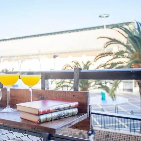 New 4 Pax Front Station Wifi Βαλένθια