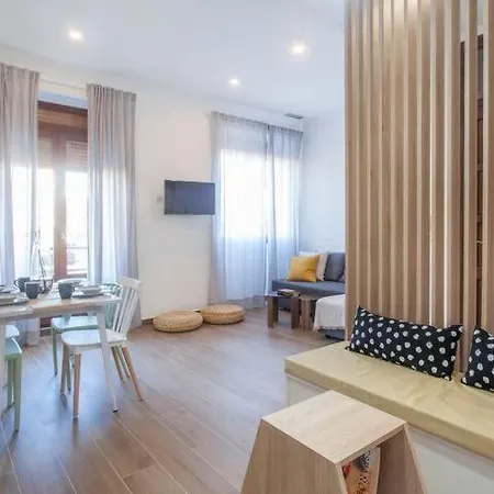 New 4 Pax Front Station Wifi Βαλένθια