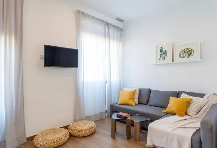New 4 Pax Front Station Wifi Apartamento *